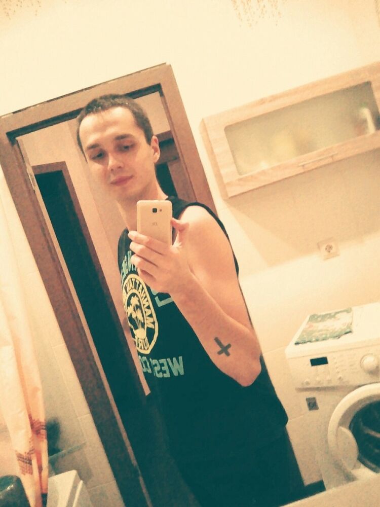  18352536  , 31 ,    