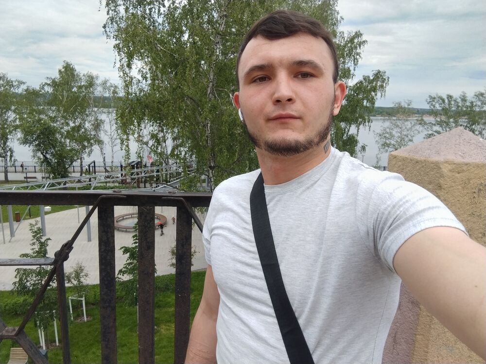  52111086  Vadim, 25 ,    