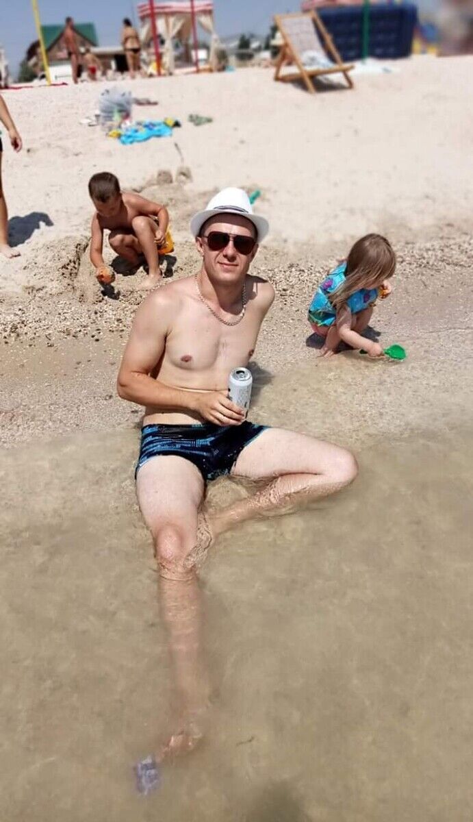  ,   Aleksandr, 33 ,   ,   , c 