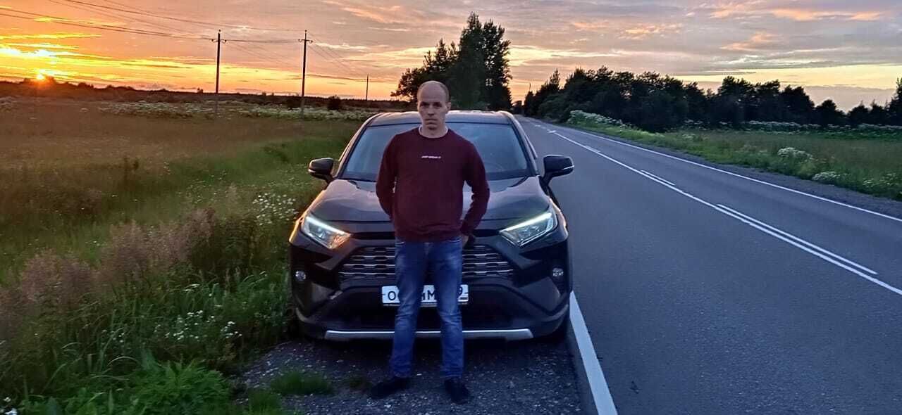  -,   Ilya, 35 ,   ,   