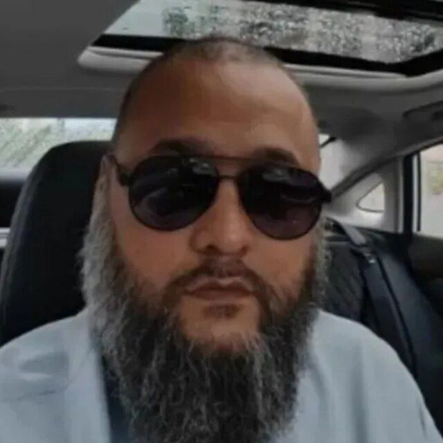  54357336  Everybody s, 42 ,    