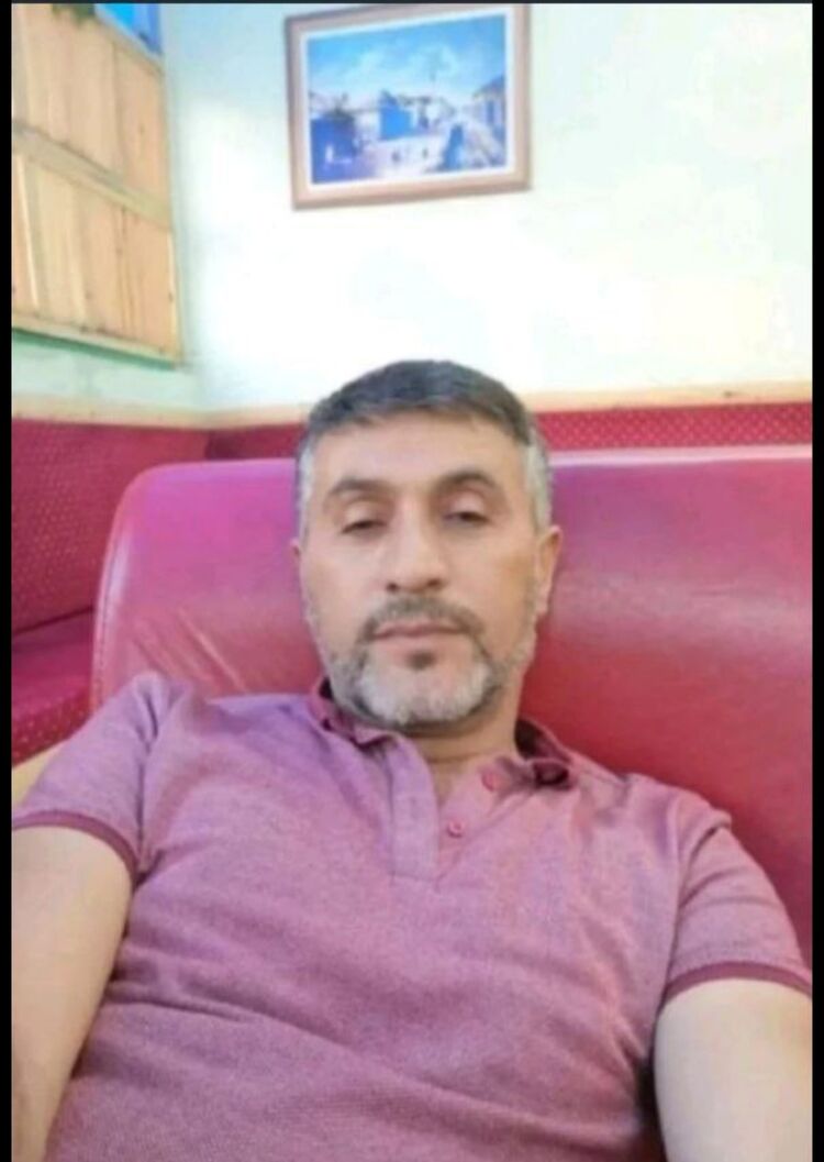  49364916  Mehmet, 50 ,    