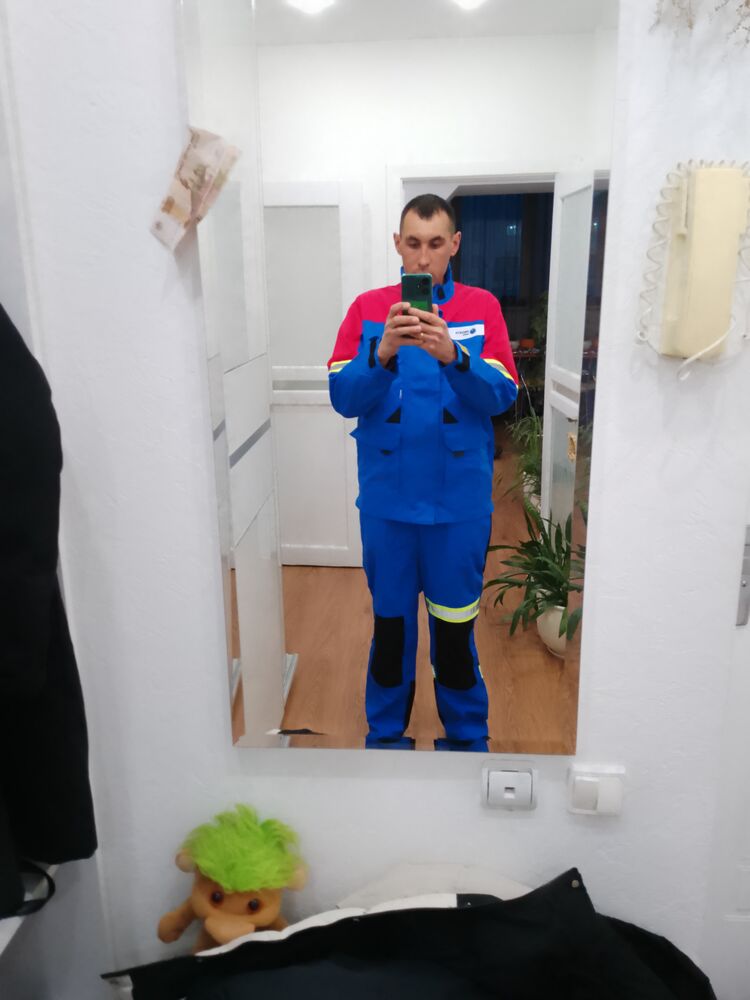  49714046  , 34 ,    