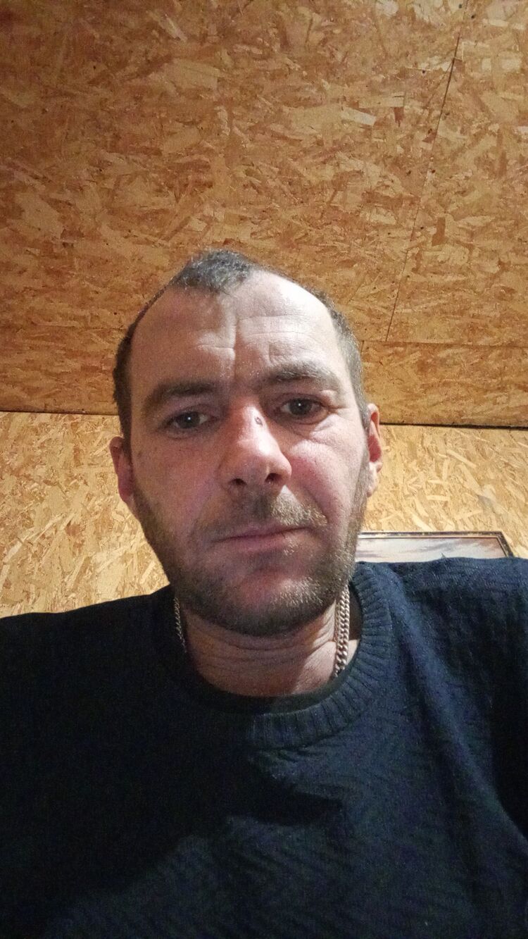 48214386  , 37 ,    --