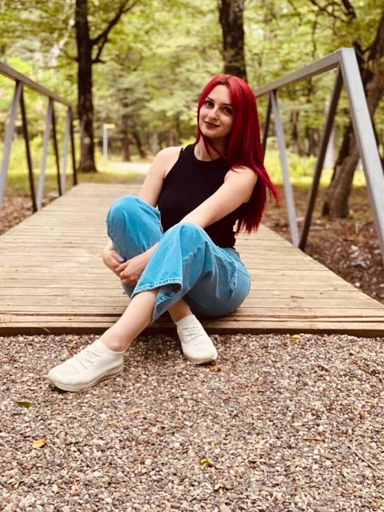  26187346  Anna, 32 ,    -