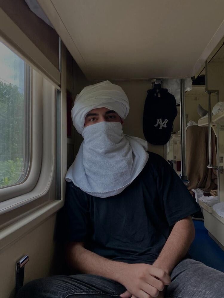  ,   Abdelrhman, 24 ,   ,   