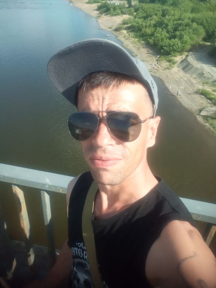  46184226  , 40 ,    