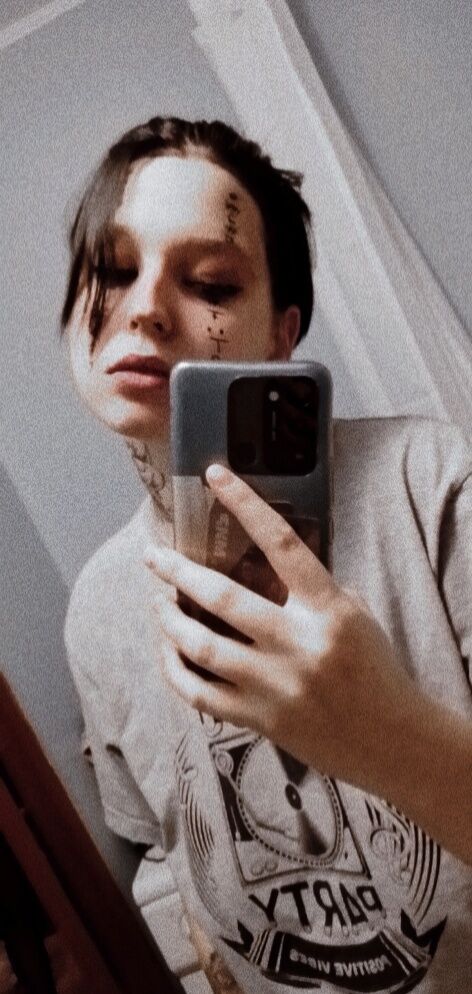  ,   Danya, 21 ,   ,   