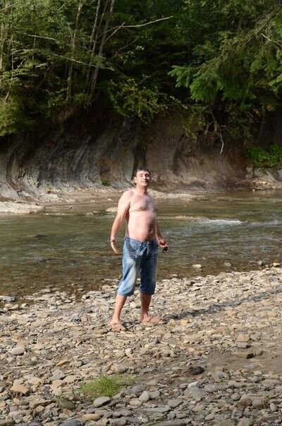  21759276  Slava, 44 ,    