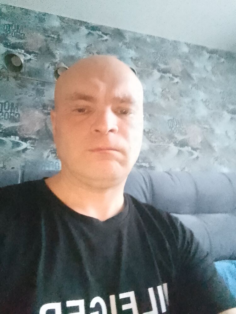  32427086  , 42 ,    