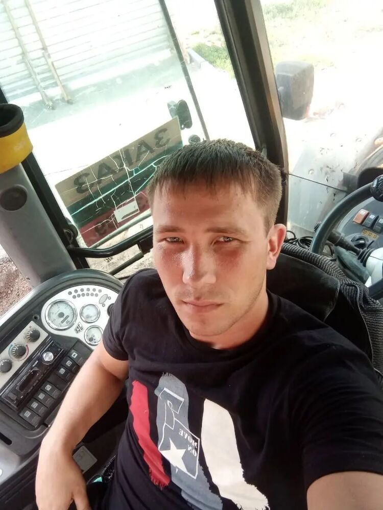  30373296  , 31 ,    