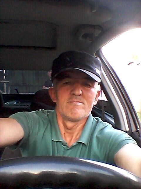  22884206  Alekc, 50 ,    