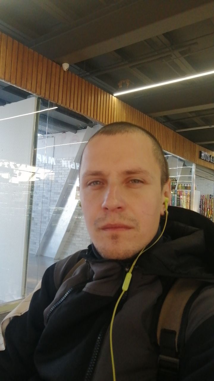  47837946  , 34 ,    