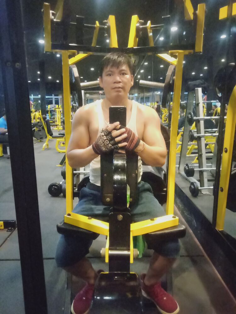 ���������� Nakhon Pathom, ���� ������� Anousha, 39 ���, ������������ ��� ������, ����� � ���������