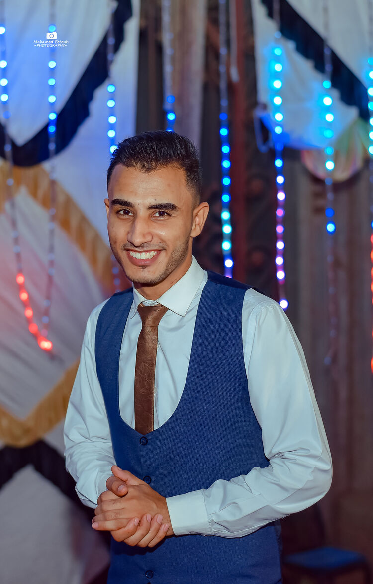  24816886  Elsayed, 30 ,    