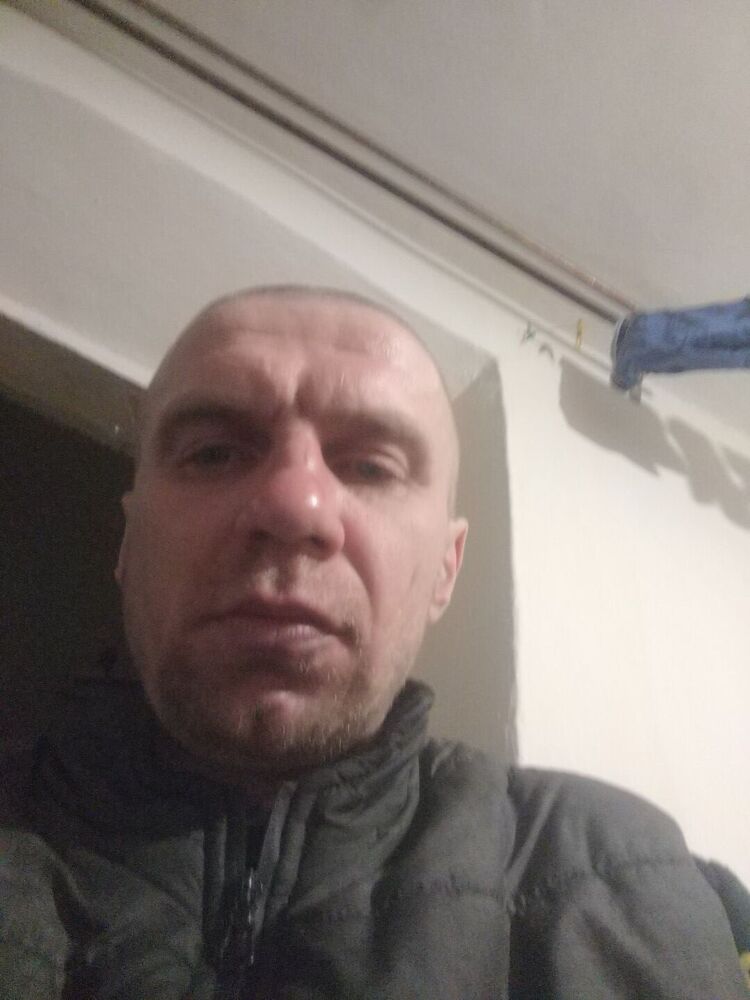  49649846  , 37 ,    