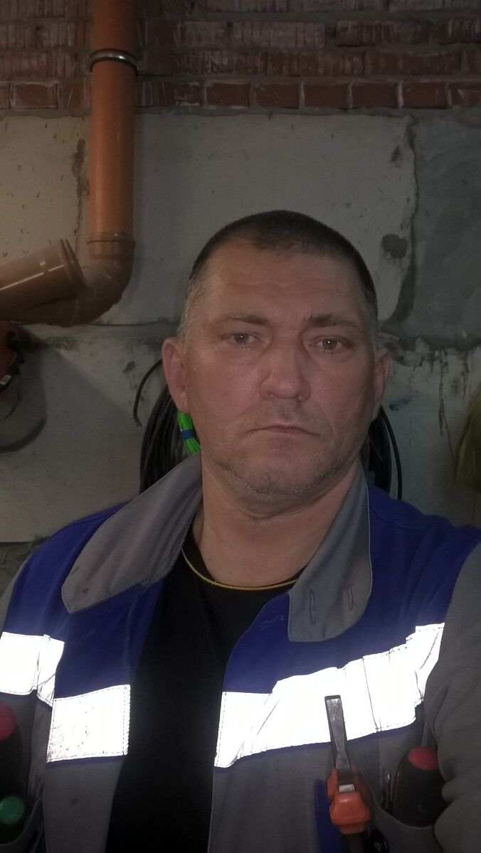  13615476  Aleksandr, 61 ,    