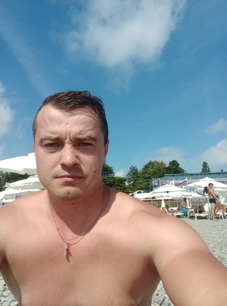  38059266  , 33 ,    