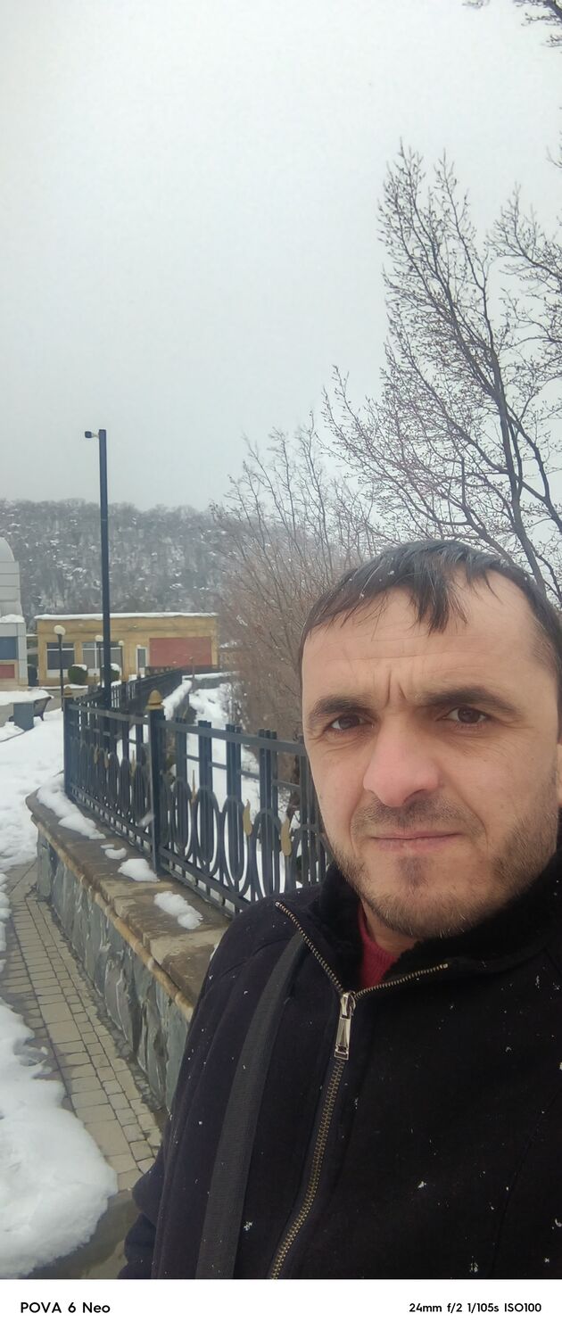 52698946  Roma, 42 ,    --