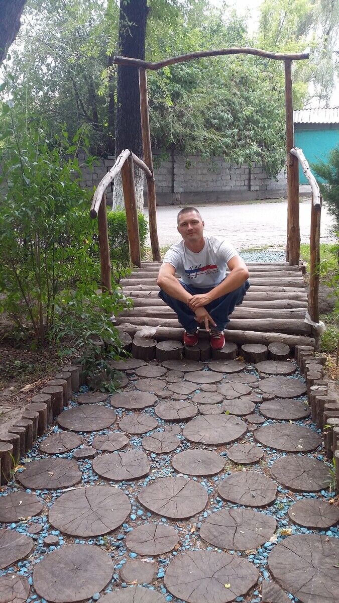  ,   Andrei, 42 ,   ,   , c 