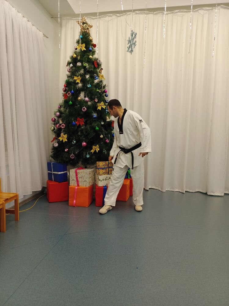  54552346  , 35 ,    -