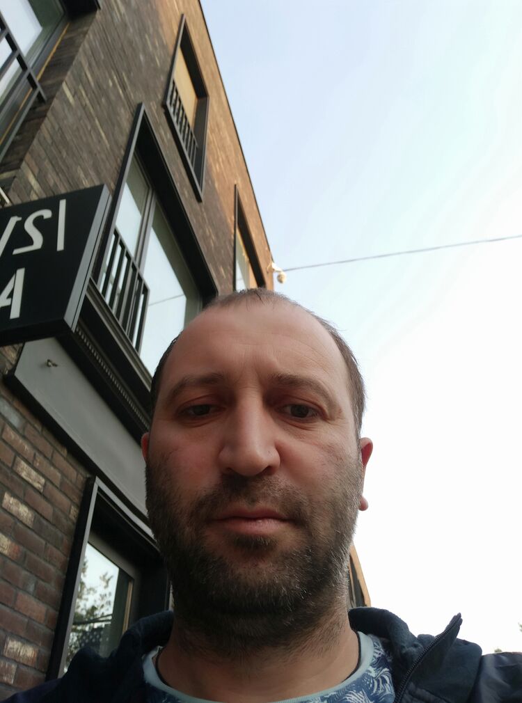  ,   Davit, 38 ,   ,   