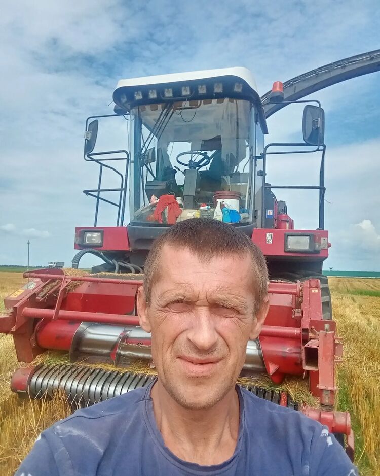  45862946  , 47 ,    
