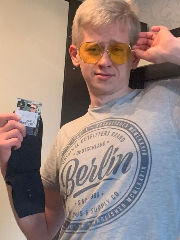  ,   , 28 ,   c 