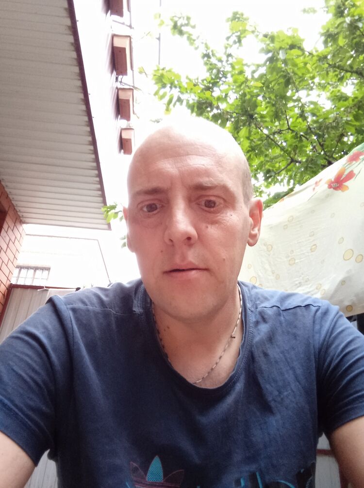  42713556  , 35 ,    
