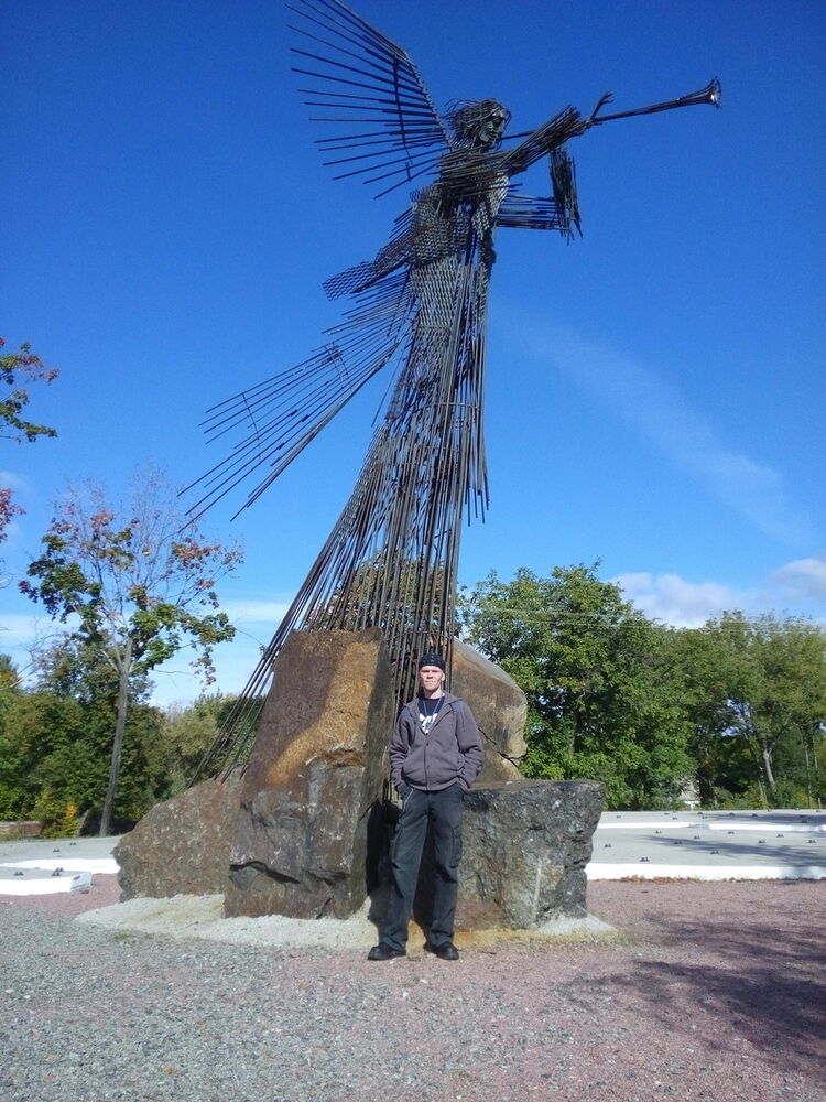  12145846  Vlad, 49 ,    