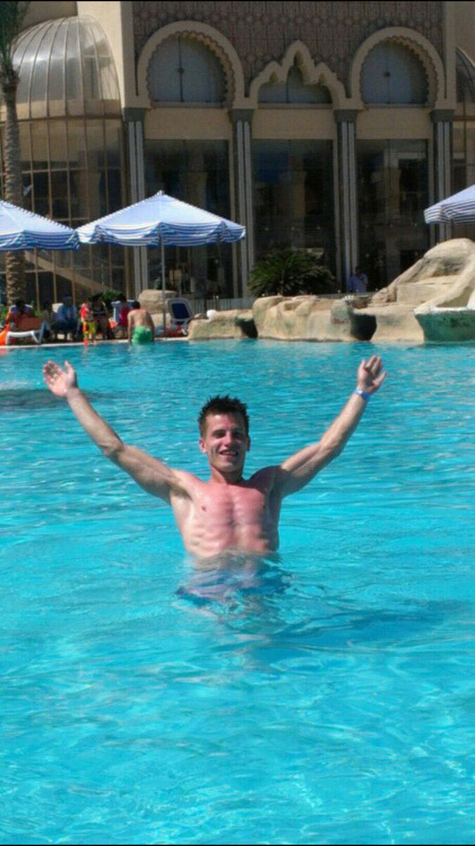 ���� 10923906 ������� ����, 37 ���, ���� ���������� � ������