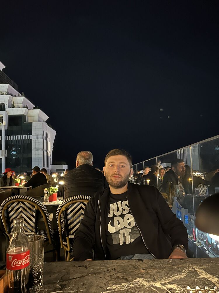  52893216  Mann, 28 ,    