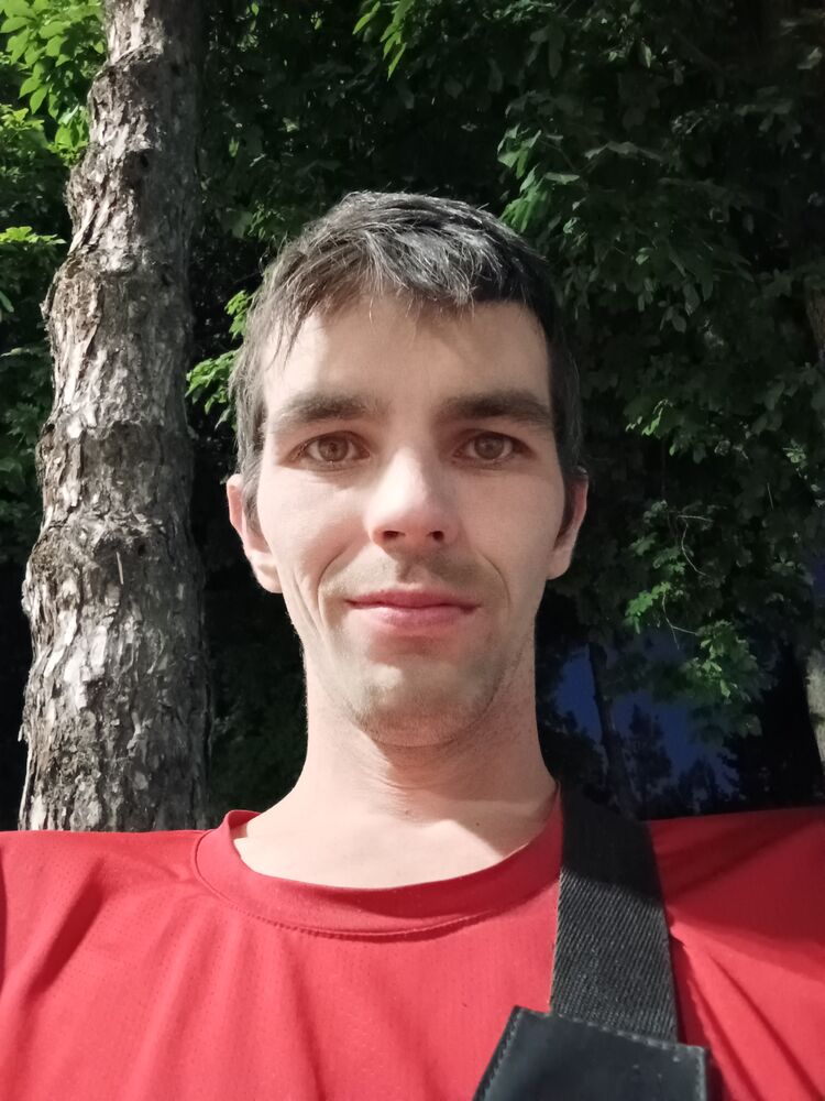  28346246  Ravarus, 32 ,    