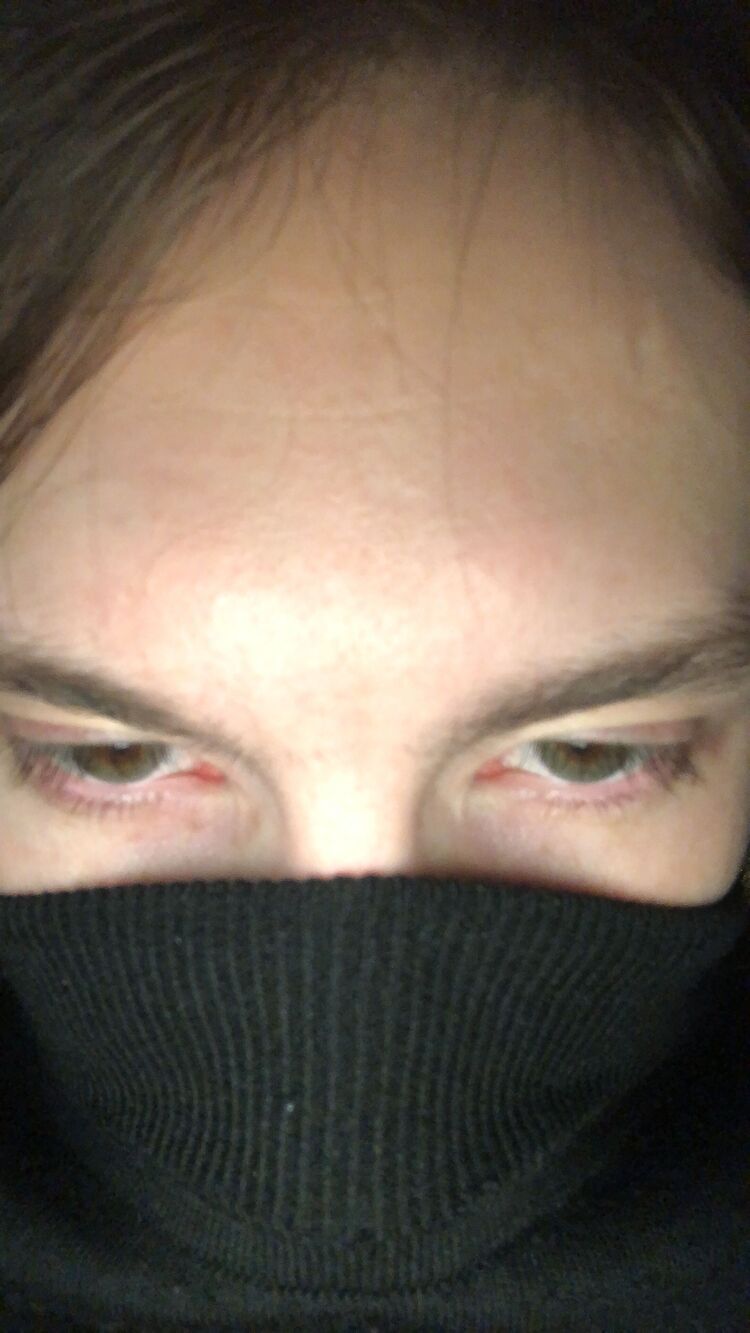  37122286  Emanyel, 25 ,    