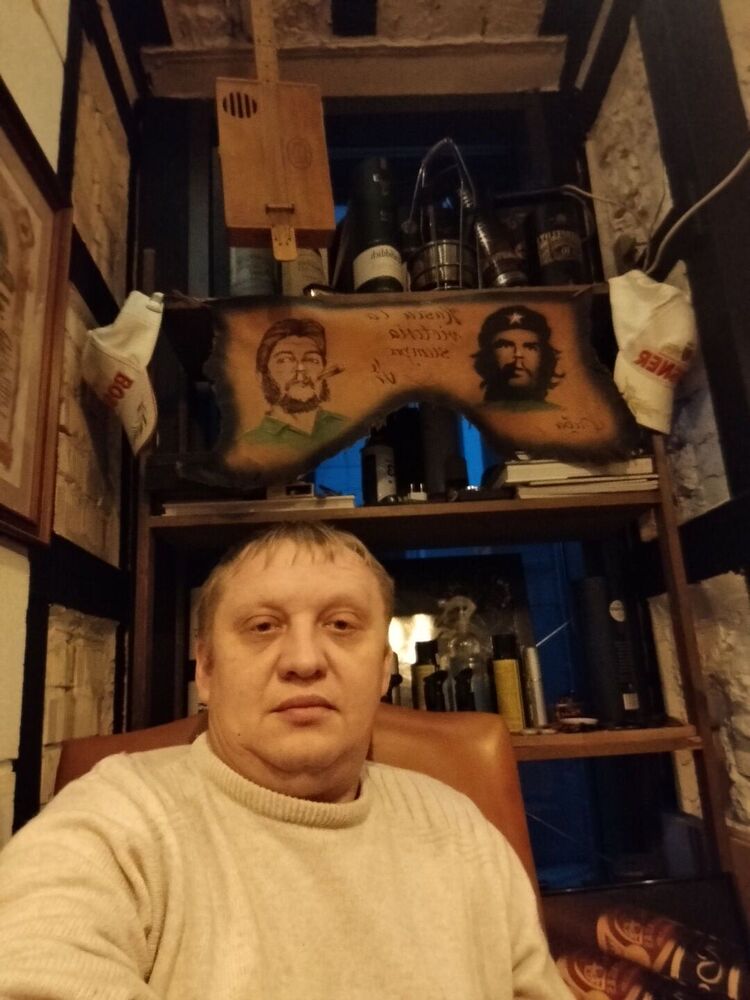  48242886  , 40 ,    