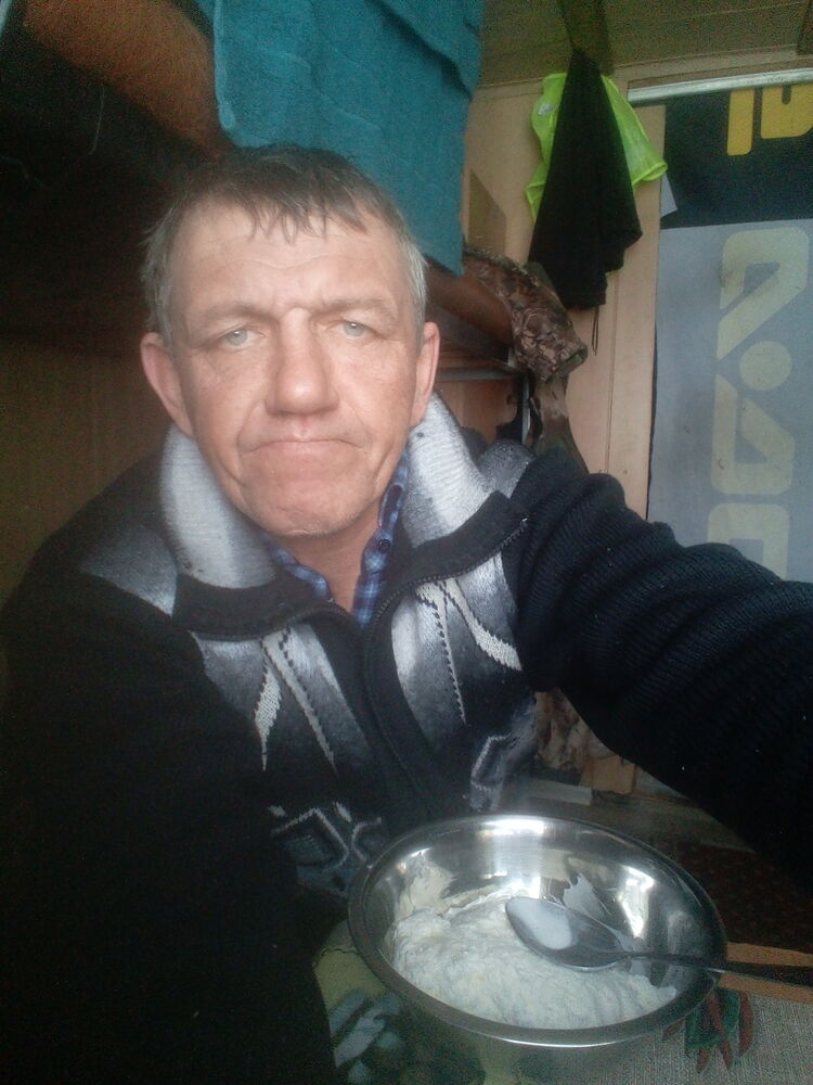  33256286  , 49 ,    