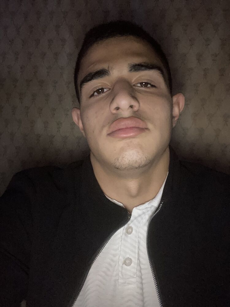  47224096  Amil, 18 ,    