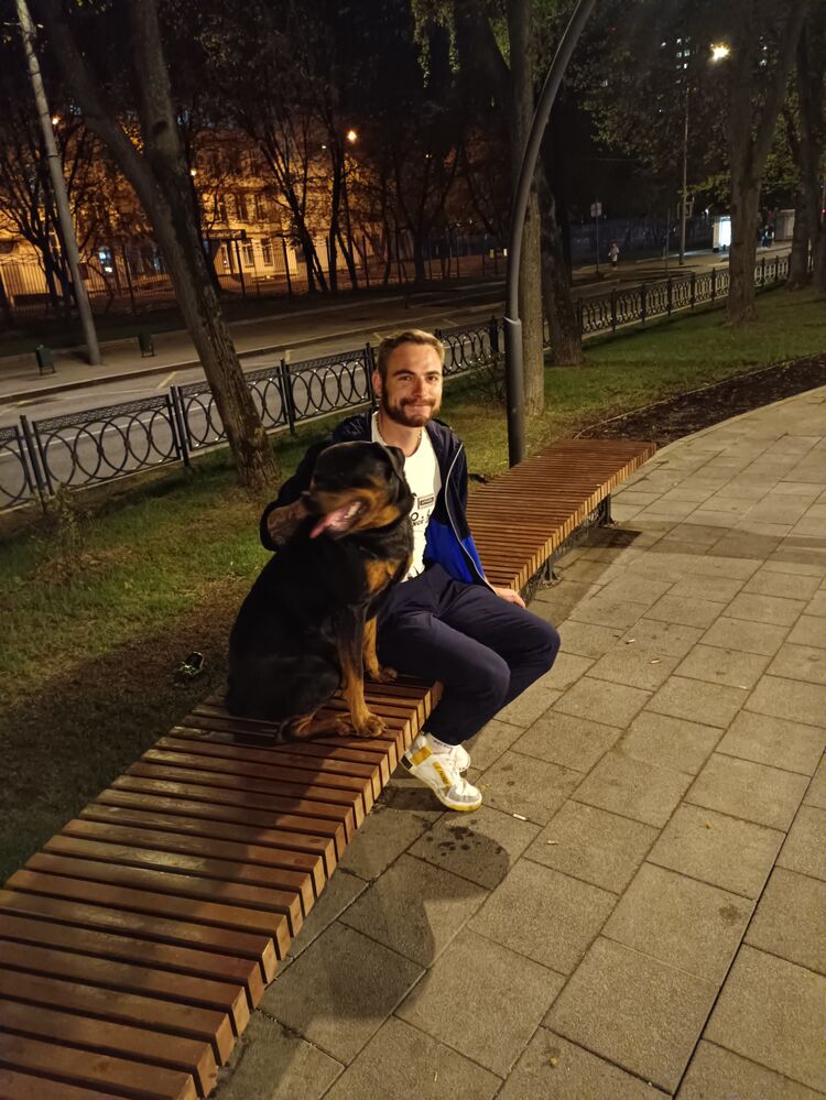  34438586  Petru, 32 ,    