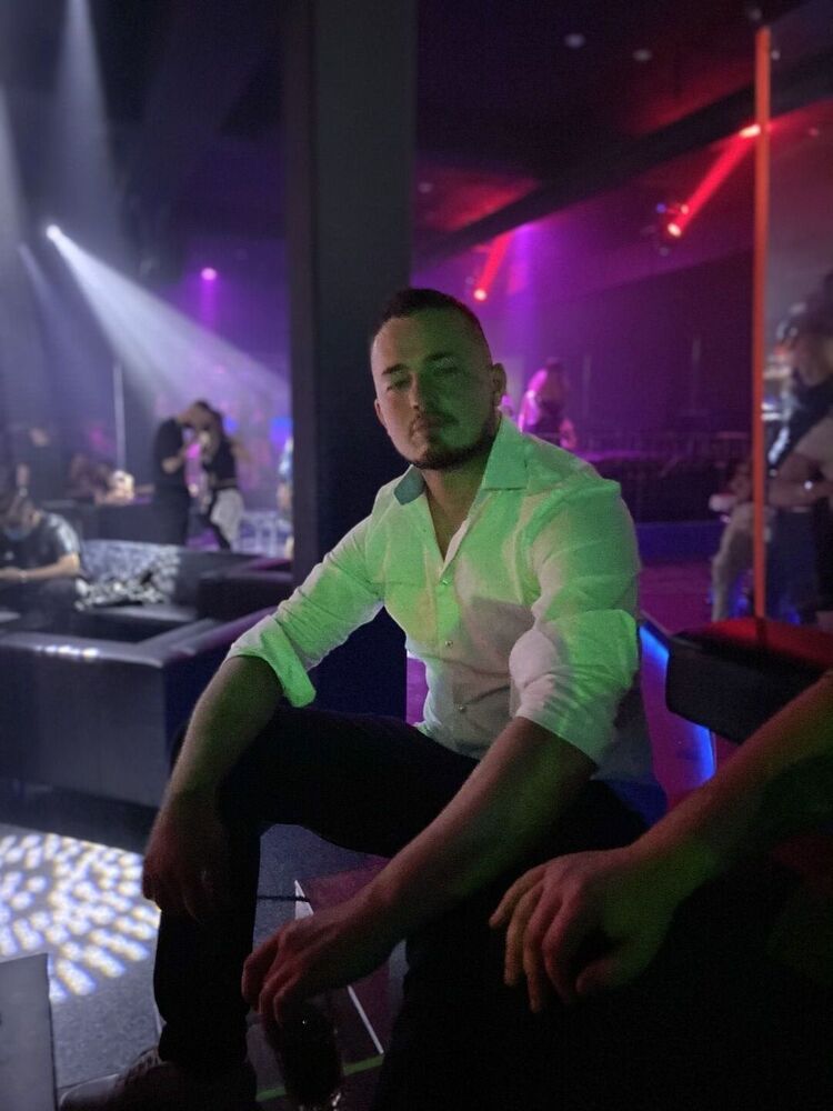  ,   Danny, 26 ,   ,   