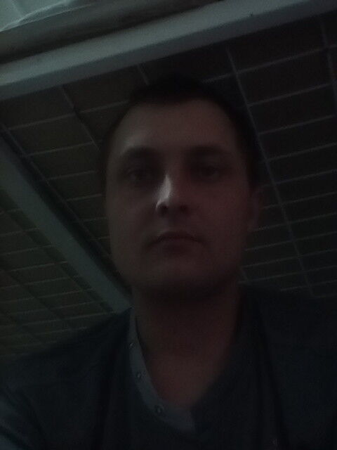  8979876  , 37 ,    