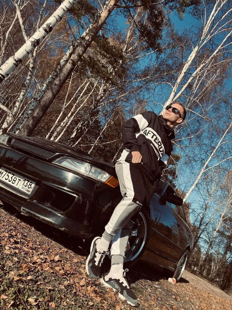  ,   Pavel, 32 ,   ,   