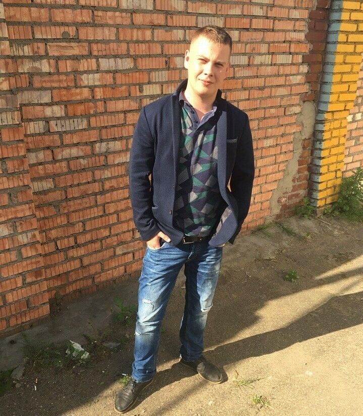 ���� 9421976 ������� ����, 33 ����, ���� ���������� � ������