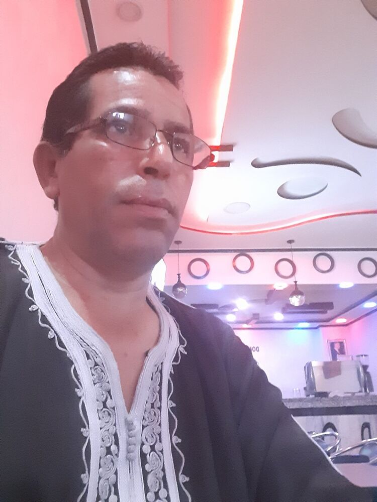  17713916  Mustapha, 51 ,    