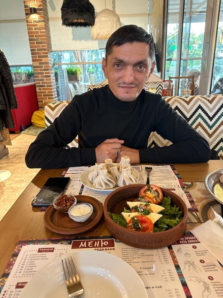  52422736  , 38 ,    --