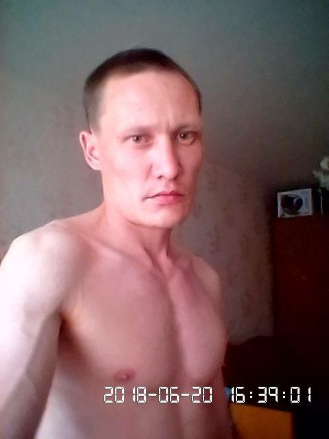  12583446  Vasilij, 39 ,    