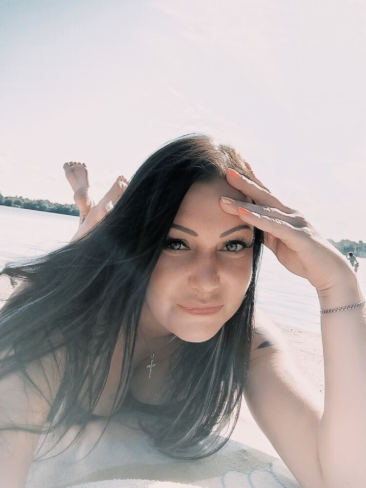  53877526  Ekaterina, 32 ,    