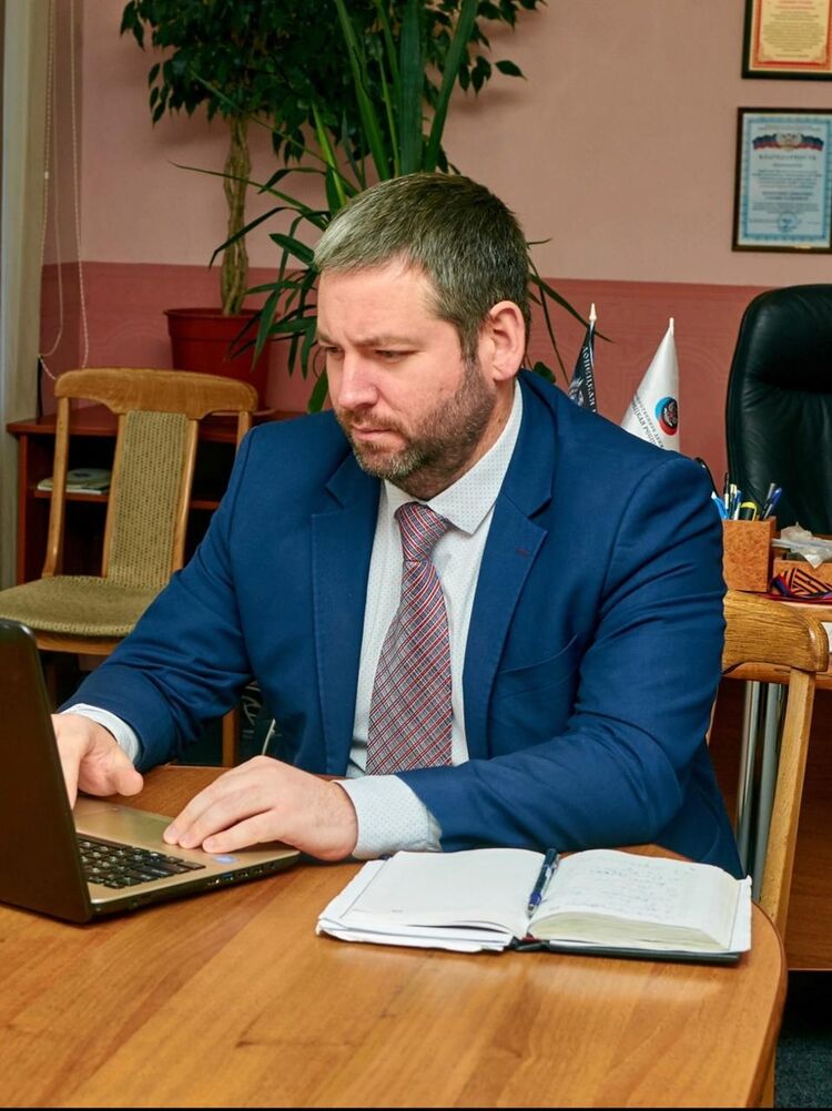  --,   , 42 ,   ,   
