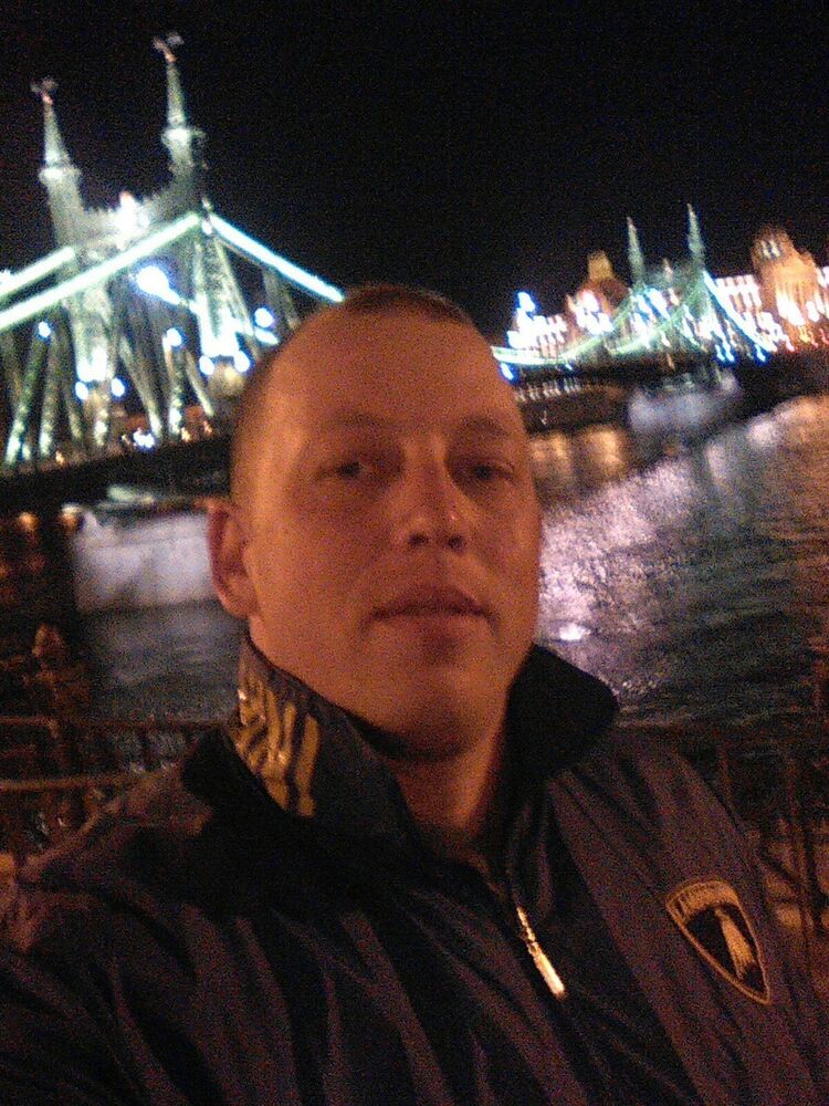  12108156  Ivan, 38 ,    