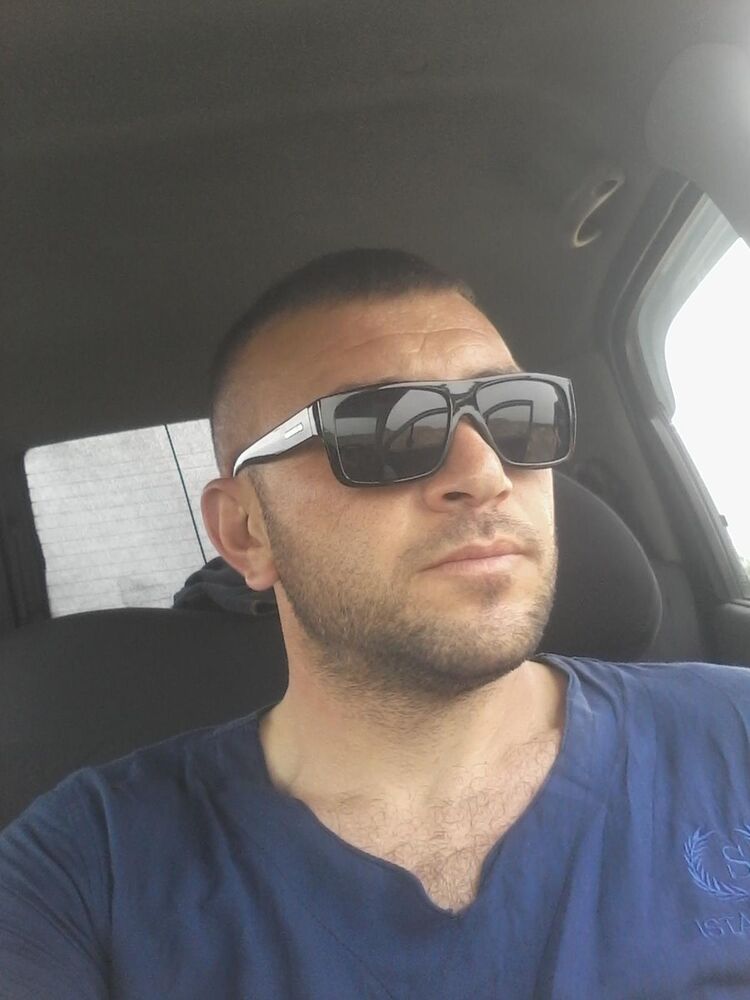  ,   Ilyas, 38 ,   ,   , c 