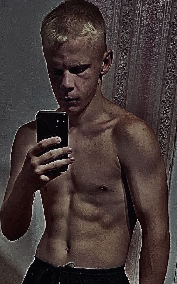  40579016  , 21 ,    